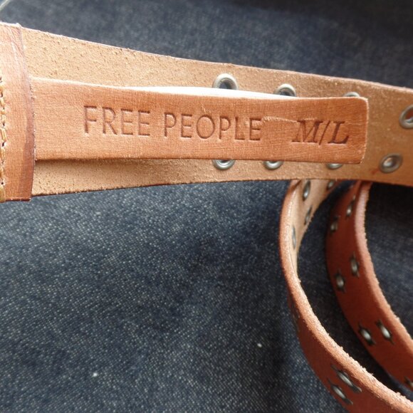 Free People Star Belt VIRGO Grommet Leather Color: Cognac M/L NWOT - Picture 8 of 9